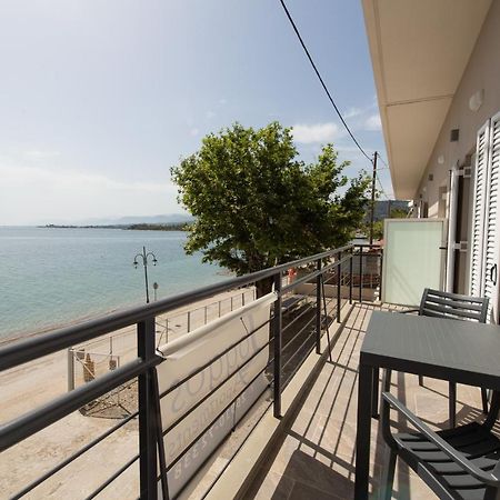 Loggos Apartments ลองกอส ภายนอก รูปภาพ