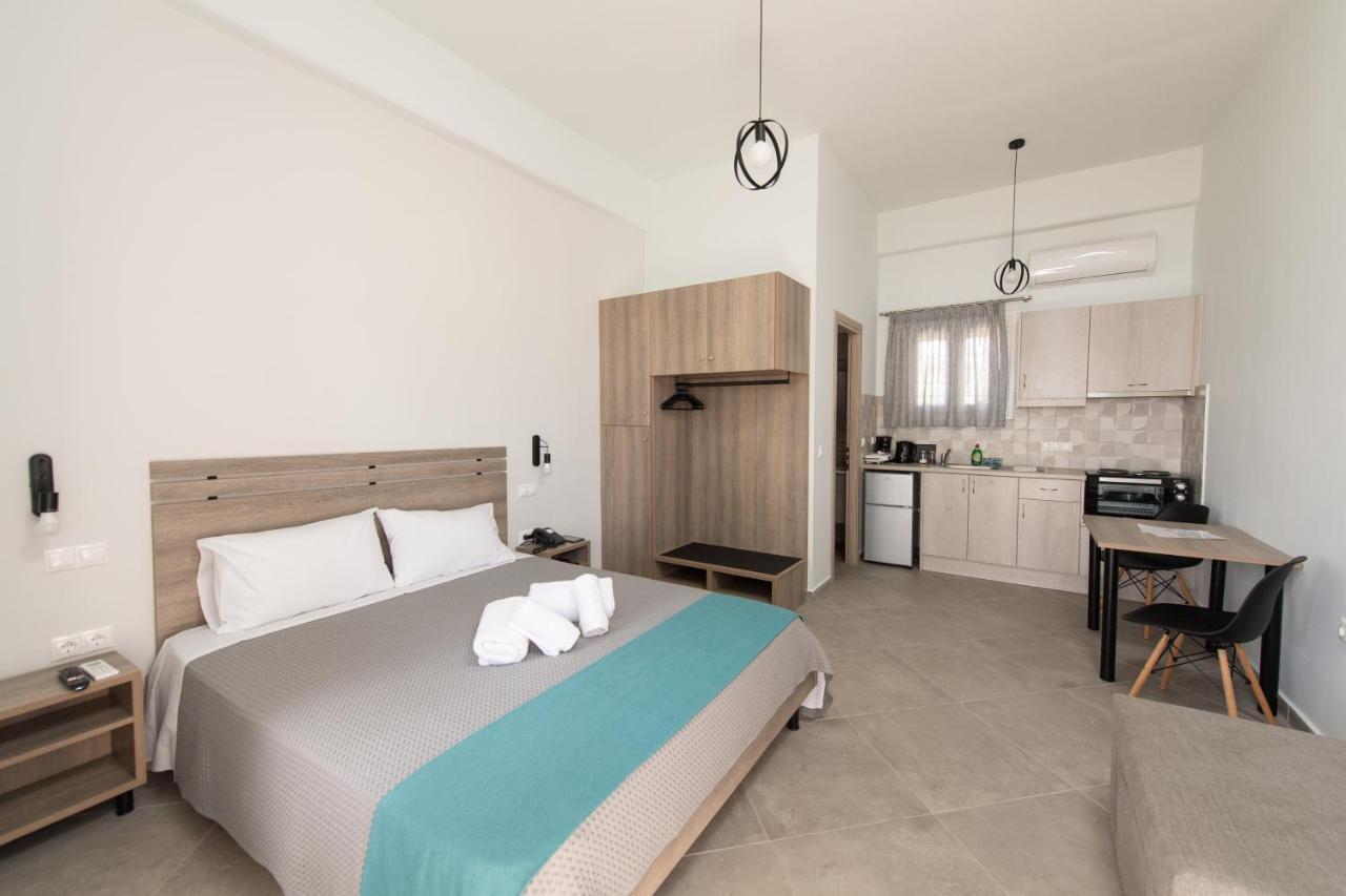Loggos Apartments ลองกอส ภายนอก รูปภาพ